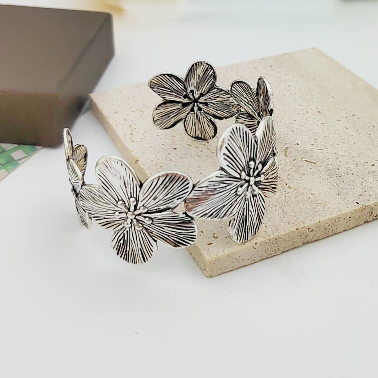 Wholesale wide hammered pleated golden bracelet